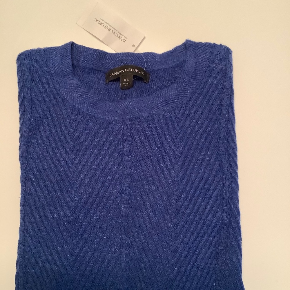 NWT Banana Republic royal blue long sleeve sweater